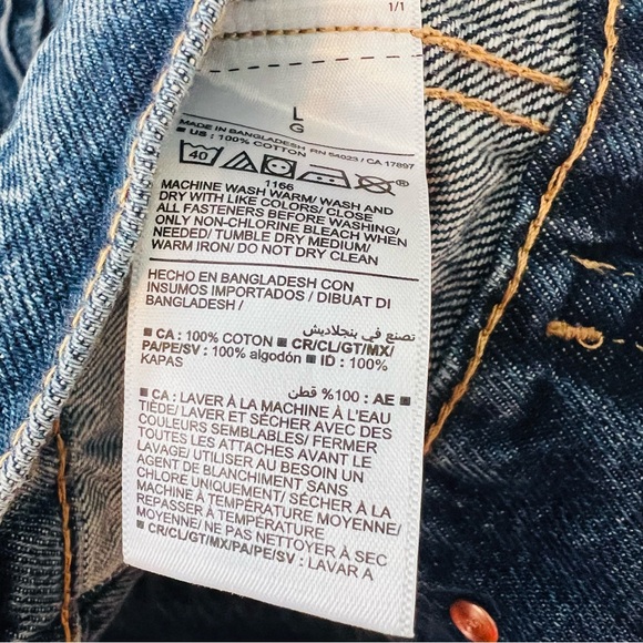 Old Navy Denim Jean Jacket Size Large NWOT - Picture 3 of 4